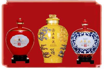 黄石烟酒回收五粮液各种摆件.jpg